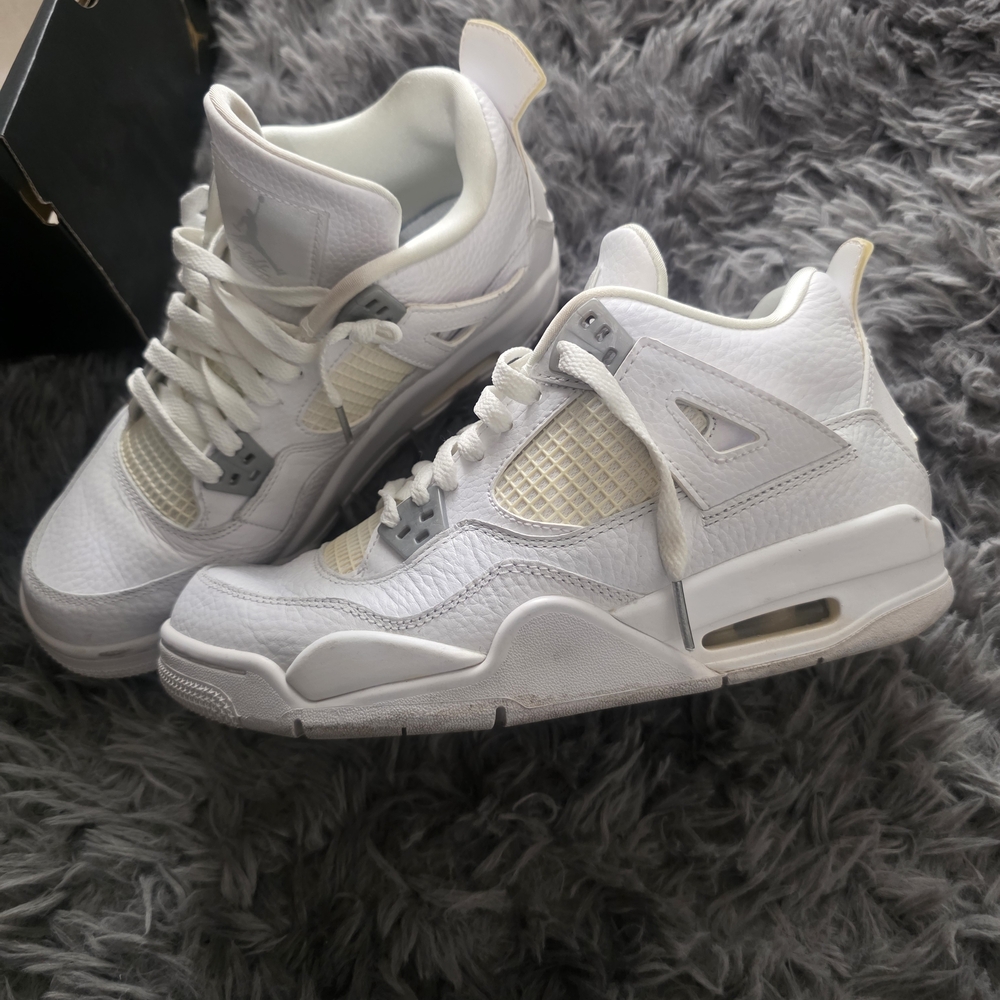 🚫sold🚫 Jordan 4 PURE MONEY